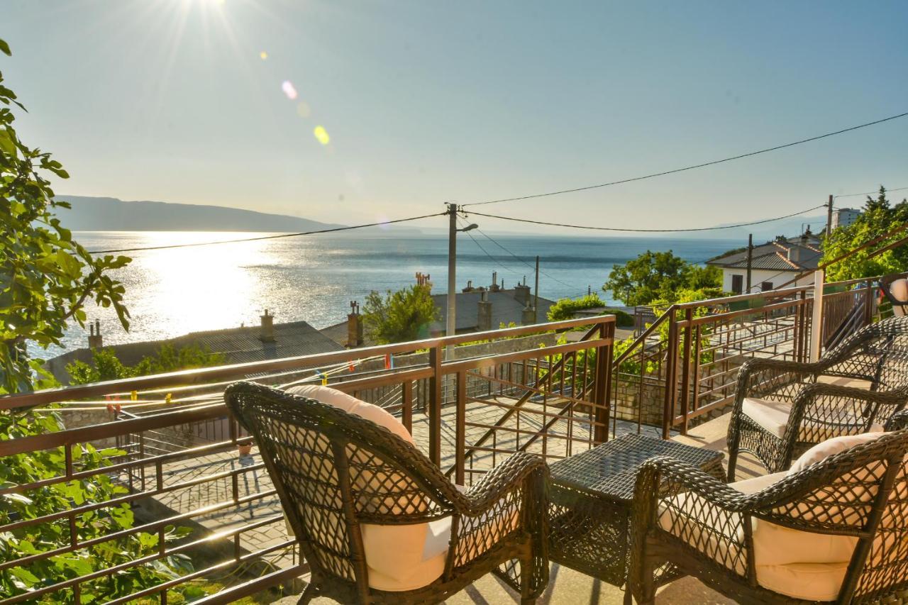 Krijesnica Senj (Lika-Senj)